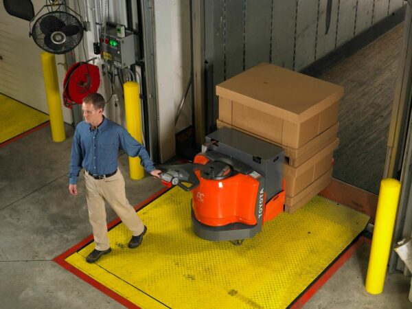 toyota large electric pallet jack loading dock application